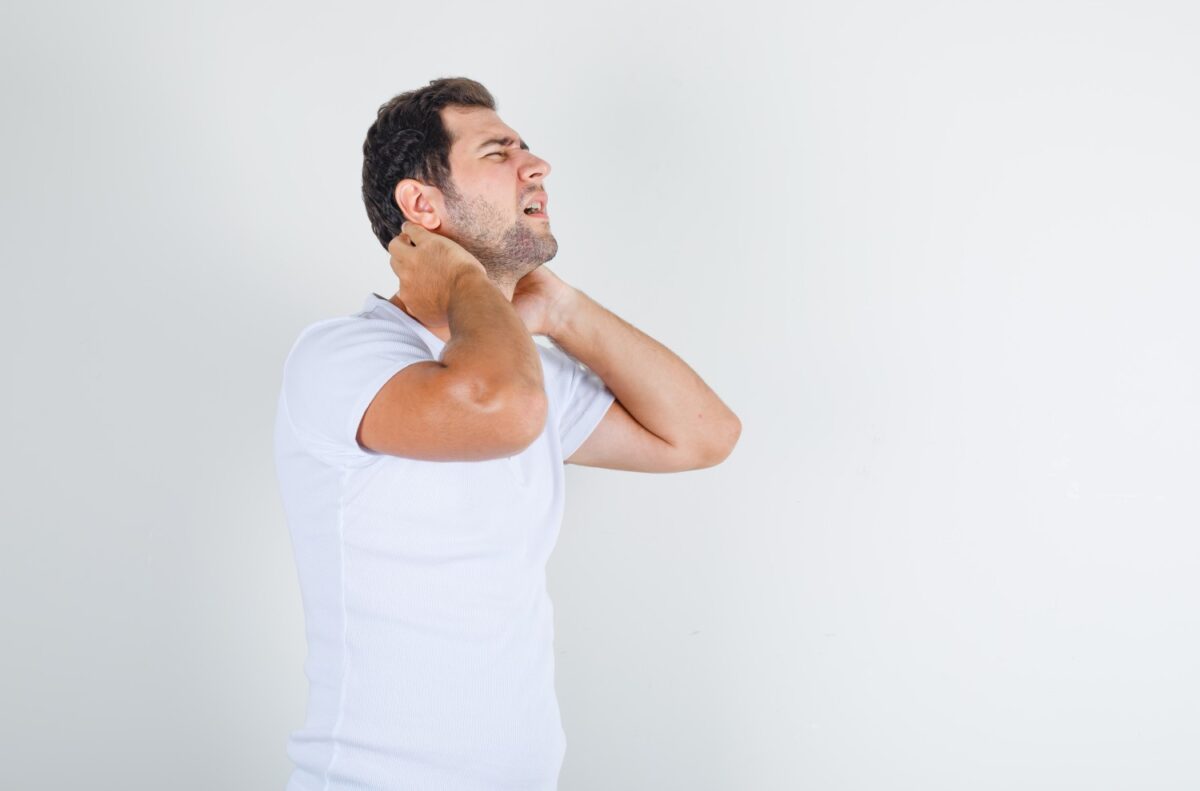 How to Treat Neck Pain Naturally
